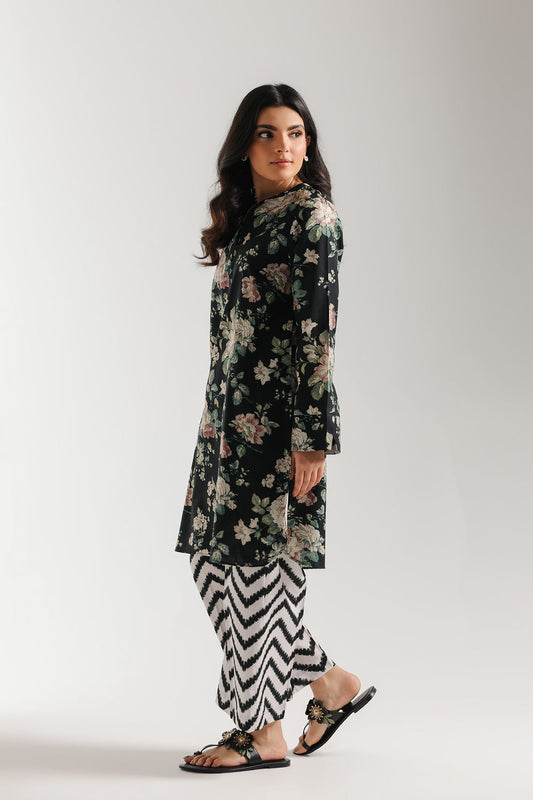 Inaaya Floral Printed Kurti With Chevron Pants Set